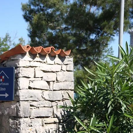 Rino Apartman *